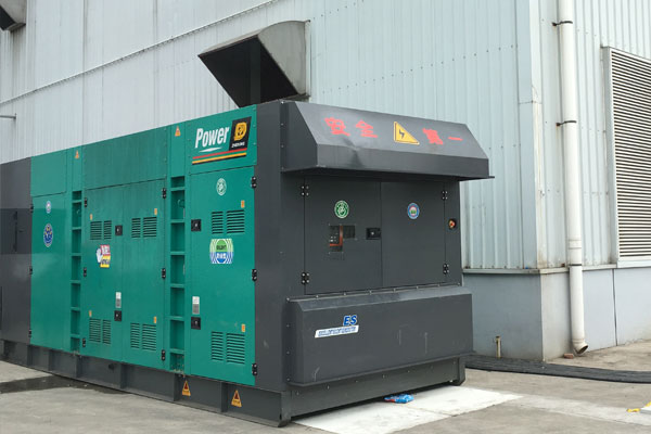 黑河燃油滤清器的更换流程是怎样的？