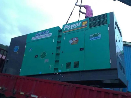 黑河柴油发电机组转速不稳定时，如何对发动机进行维护？