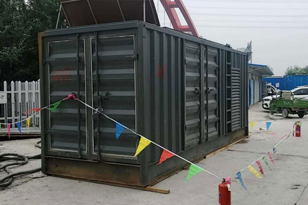 黑河发电机租赁空气滤清器多久更换一次？