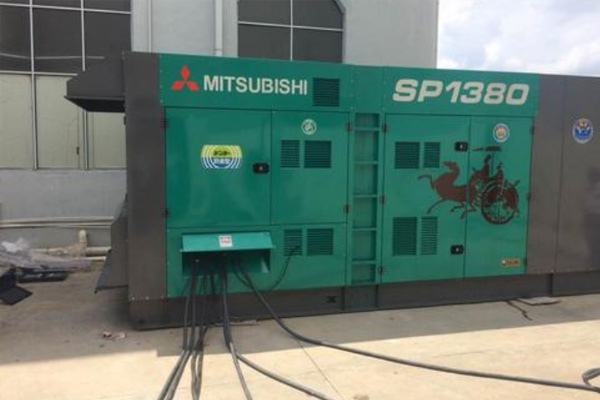 黑河为什么有些柴油发电机组的输出电压可以调节？