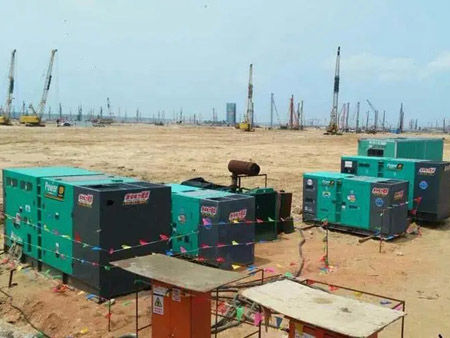 黑河如何检查和清洗空气滤清器？