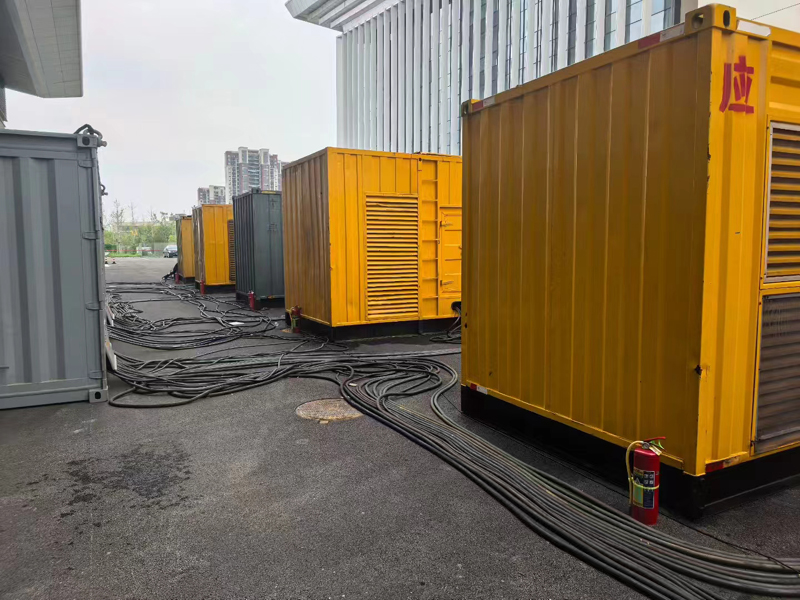 黑河不同季节柴油发电机组保养有哪些注意事项？